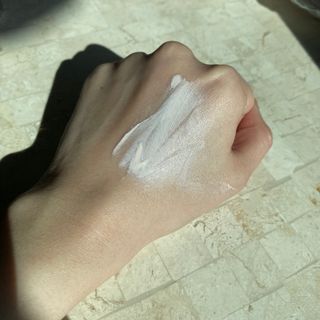 리엔케이 핑크 볼륨 래디언스 컬러크림 에디션 — 4점을 준 리뷰어가 2023년 11월 올린 사용 사진