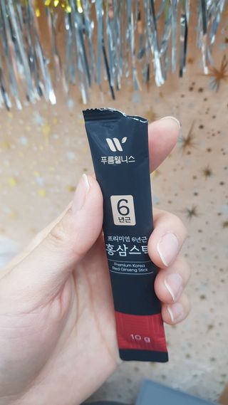 [푸름웰니스] 프리미엄 6년근 홍삼스틱 3mg x 100포 — 3.5점을 준 리뷰어가 2022년 4월 올린 사용 사진
