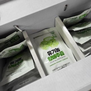 참앤들황토농원 국내산 유기농 양배추를 그대로 담은,  유기농 양배추즙  80ml X 30포 1박스 — 5점을 준 리뷰어가 2023년 4월 올린 사용 사진