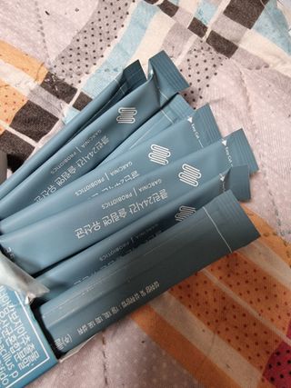 클린24시간 슬림앤유산균 1박스 (3.5g X 15포) — 4점을 준 리뷰어가 2022년 11월 올린 사용 사진