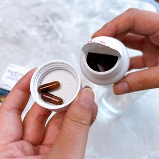 프리마인 홍삼의 강력한 에너지, 이제는 흡수율을 높인 최첨단 캡슐로 간편하게 초고속 충전하세요. — 5점을 준 리뷰어가 2022년 6월 올린 사용 사진