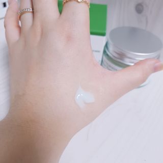 성분에디터 도꼬마리 나모미 리페어 크림 — 5점을 준 리뷰어가 2021년 6월 올린 사용 사진
