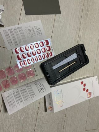 데싱디바 글레이즈 젤네일 별빛유리네일 6종_랜덤발송 — 5점을 준 리뷰어가 2021년 8월 올린 사용 사진