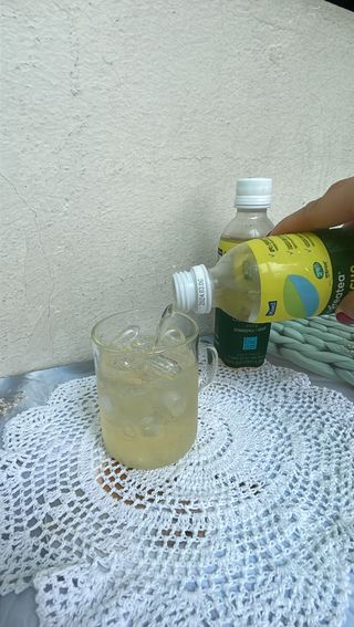 더그레잇티 콤부차 [매일유업] 더그레잇티 44kcal 콤부차 300ml *12개입 (오리지널 6개+베리리치 6개) — 5점을 준 리뷰어가 2023년 7월 올린 사용 사진