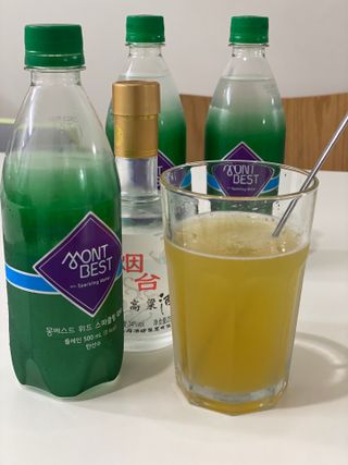 몽베스트 Montbest with Sparkling water Plain 20병 — 5점을 준 리뷰어가 2022년 11월 올린 사용 사진