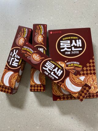 롯데제과 롯샌 카페크런치 — 5점을 준 리뷰어가 2021년 10월 올린 사용 사진