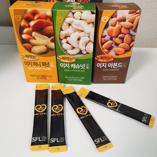 짜먹는 이지견과 짜먹는 이지아몬드, 짜먹는 이지허니피넛, 짜먹는 이지캐슈넛 각 10g X  10포 — 5점을 준 리뷰어가 2021년 2월 올린 사용 사진