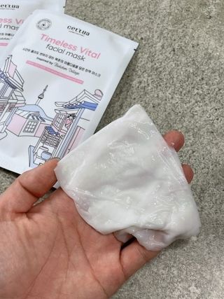 세뚜아(Cettua) [세뚜아] 타임리스 바이탈 페이셜 마스크팩  Cettua Timeless  Vital Mask 5매 — 5점을 준 리뷰어가 2024년 2월 올린 사용 사진