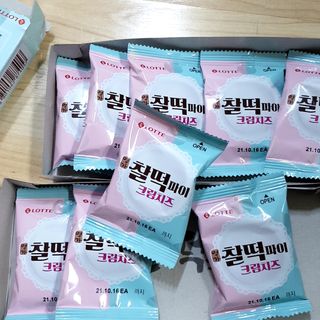 롯데제과 찰떡파이 크림치즈 — 5점을 준 리뷰어가 2021년 6월 올린 사용 사진