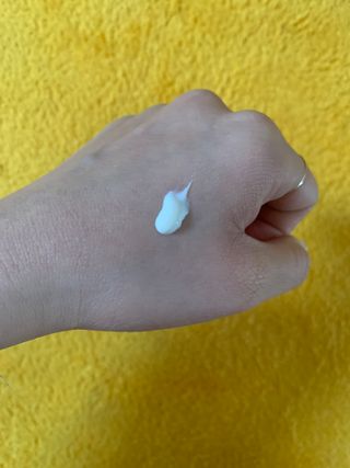 바노바기 코스메틱 바노바기 밀크씨슬 리페어 시카 선스크린 플러스 50ml — 5점을 준 리뷰어가 2023년 2월 올린 사용 사진