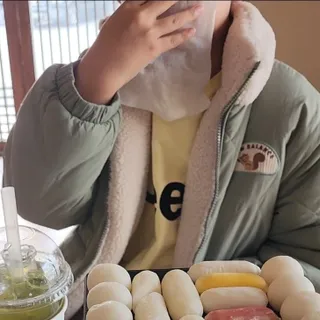 마미요 대용량 플레인 아기물티슈 베이직 캡형 100매 * 10개 — 5점을 준 리뷰어가 2022년 12월 올린 사용 사진