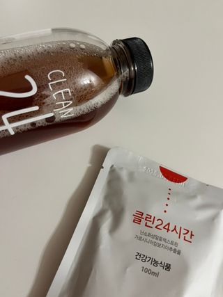 클린24시간 1BOX(5포) + 전용보틀(500ml) — 5점을 준 리뷰어가 2023년 8월 올린 사용 사진