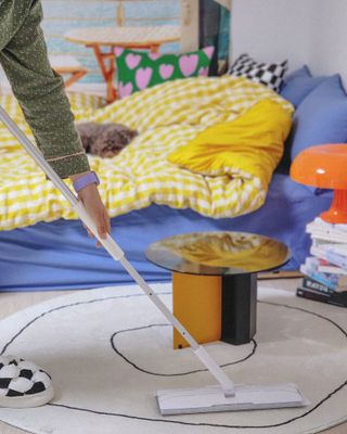 3M 스카치브라이트 재활용 PET 정전기청소포 대형 30매 (막대걸레 증정) — 5점을 준 리뷰어가 2023년 5월 올린 사용 사진