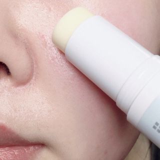 리더스코스메틱 리더스 퍼스트 샷 에센스 스틱 2종 — 3점을 준 리뷰어가 2022년 4월 올린 사용 사진