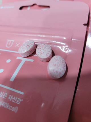 입 냄새 완화에 도움을 주는 에티켓 캔디 복숭아맛 앳캔디 — 5점을 준 리뷰어가 2020년 12월 올린 사용 사진