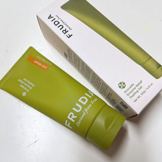 [후르디아] 아보카도 비건 약산성 효소필링젤 — 5점을 준 리뷰어가 2024년 1월 올린 사용 사진