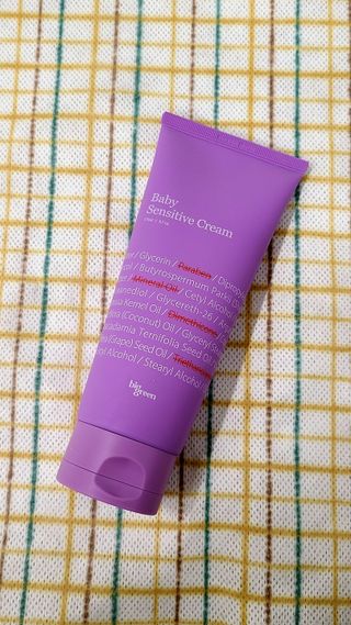 빅그린 베이비라인 3종세트 - 샴푸앤바디워시500ml,올인원로션500ml,바디크림170ml — 5점을 준 리뷰어가 2022년 11월 올린 사용 사진