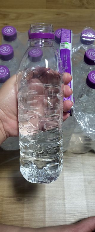 몽베스트 [MONTBEST]위드어스 500mL 20병 — 5점을 준 리뷰어가 2022년 8월 올린 사용 사진