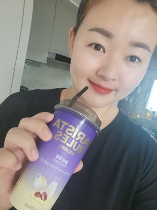 바리스타룰스 돌체 라떼 — 5점을 준 리뷰어가 2023년 4월 올린 사용 사진