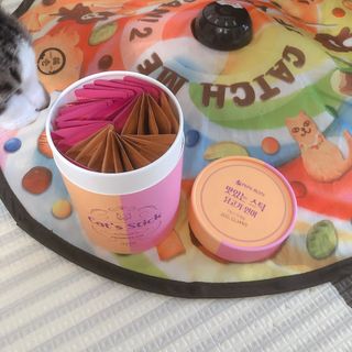 페페로니 맛있는 스틱 - 무항생제 닭고기 15개 + 알래스카 연어 15개 — 5점을 준 리뷰어가 2021년 8월 올린 사용 사진