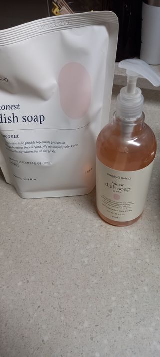 심플리오리빙 어니스트 주방세제 본품 500ml + 리필 900ml (코코넛향) — 5점을 준 리뷰어가 2022년 6월 올린 사용 사진