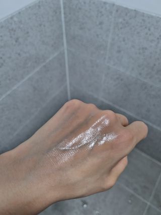 바이오오일 [바이오-오일] 스킨케어 오일 내추럴 60ml — 5점을 준 리뷰어가 2021년 8월 올린 사용 사진