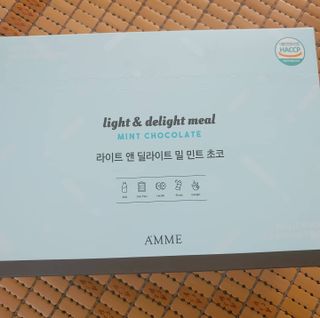 아므_이너뷰티 라이트 앤 딜라이트 밀 민트 초코 — 4.5점을 준 리뷰어가 2021년 8월 올린 사용 사진