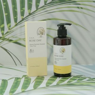 라라로즈데이 시즌2 여성청결제 200ml 아로마 페미민 클렌저, 독일더마인증 — 5점을 준 리뷰어가 2021년 8월 올린 사용 사진