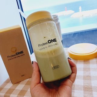프로티원 단백질쉐이크 녹차맛 2주분 1통+보틀 — 5점을 준 리뷰어가 2021년 9월 올린 사용 사진