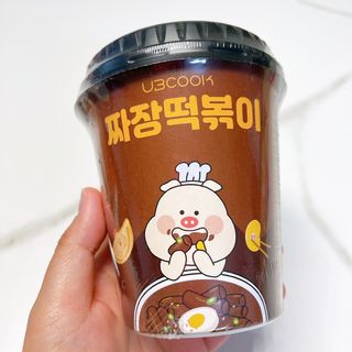 유비쿡 컵떡볶이 매운컵떡볶이2개/ 짜장컵떡볶이 2개  총 4개세트 — 5점을 준 리뷰어가 2021년 6월 올린 사용 사진