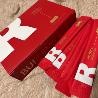 디오르 버닝레드 — 4.5점을 준 리뷰어가 2022년 3월 올린 사용 사진