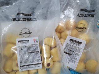 Dog&Ball 독앤볼 [Dog&Ball] 미니찹쌀볼도그 찹쌀치즈볼 — 5점을 준 리뷰어가 2021년 8월 올린 사용 사진