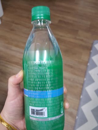 몽베스트 Montbest with Sparkling water Plain 20병 — 5점을 준 리뷰어가 2021년 11월 올린 사용 사진