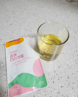 [경남제약헬스케어] 케어플러스 리셋 다이어트 청포도맛 100ml X 5포 (5일분) — 5점을 준 리뷰어가 2023년 4월 올린 사용 사진