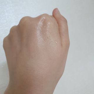 아미퓨어 아미노이펙트 세럼미스트 피부에 착 붙는 고보습 수분충전 간편 휴대 안개분사 속건조를 위한 꿀템 — 5점을 준 리뷰어가 2021년 6월 올린 사용 사진