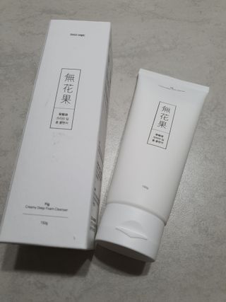 [베러오리진] 무화과 크리미 딥 폼 클렌저/피부 노폐물 & 미세먼지 99 세정 인증 민감성 피부 무자극 인증 — 5점을 준 리뷰어가 2021년 11월 올린 사용 사진