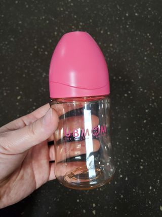 유비맘 PPSU 젖병 노꼭지_200ml_컬러 랜덤 발송 — 5점을 준 리뷰어가 2021년 1월 올린 사용 사진