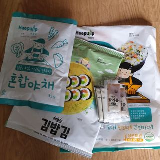 해풀잎 누구나 김밥*1ea [(혼합야채 35g *1ea,  김밥김 (5g, 5ea),  양념간장 (6g, 5ea), 참기름(5g, 2ea)] — 5점을 준 리뷰어가 2022년 7월 올린 사용 사진