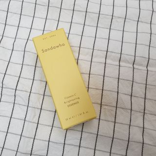 스킨큐어 산다화 비타민c 화이트닝 에센스 30ml — 5점을 준 리뷰어가 2023년 10월 올린 사용 사진