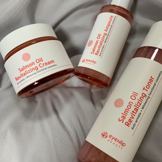 아이앤립 / EYENLIP 아이앤립 연어오일 리바이탈라이징 토너+앰플+크림 3종 세트 — 5점을 준 리뷰어가 2021년 8월 올린 사용 사진