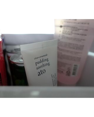 냉장고에 넣어요, 붉은 트러블 피부 다음날 진정되요 [버진팜스 푸딩수딩아토] — 5점을 준 리뷰어가 2021년 8월 올린 사용 사진