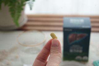 [경남제약헬스케어] 케어플러스 간건강엔 밀크씨슬 500mg 60정/2개월분/비타민B 5종+세레늄 — 5점을 준 리뷰어가 2024년 1월 올린 사용 사진