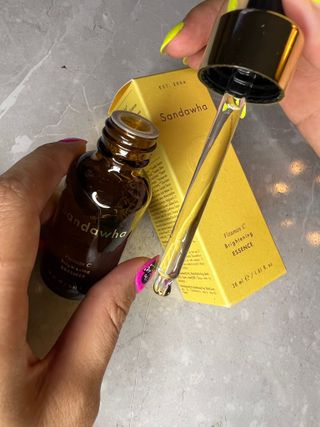 스킨큐어 산다화 비타민c 화이트닝 에센스 30ml — 5점을 준 리뷰어가 2023년 7월 올린 사용 사진