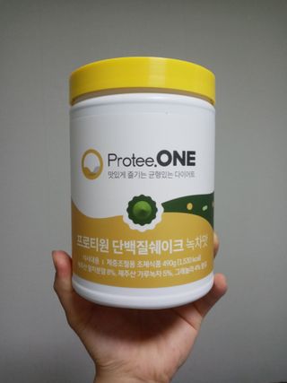 프로티원 단백질쉐이크 녹차맛 2주분 1통+보틀 — 5점을 준 리뷰어가 2021년 9월 올린 사용 사진