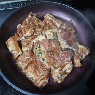 소담스퀘어 상암 통큰오리착한삼겹 1석3조수제양념돼지갈비 — 5점을 준 리뷰어가 2022년 12월 올린 사용 사진
