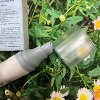 [스킨1004] 마다가스카르 센텔라 히알루-시카 워터핏 선세럼 50ml — 5점을 준 리뷰어가 2024년 5월 올린 사용 사진