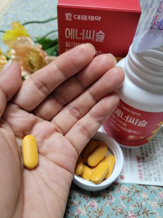 [대웅제약] 간,에너지,스트레스 에너씨슬 밀크씨슬 비타민B — 5점을 준 리뷰어가 2021년 8월 올린 사용 사진