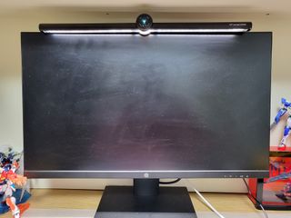 TOMO GRAPHY 나 있을땐 환한 조명 나 없을땐 확실한 살균 ★ DESK LIGHT & STERILIZER [ON] ★ — 5점을 준 리뷰어가 2021년 11월 올린 사용 사진