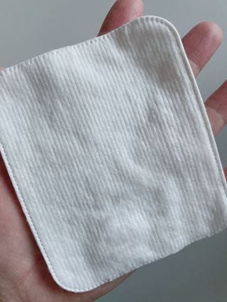 디어엘로디 프리미엄 유기농 베이비 솜티슈 40매 3 + 1 PACK — 5점을 준 리뷰어가 2021년 3월 올린 사용 사진