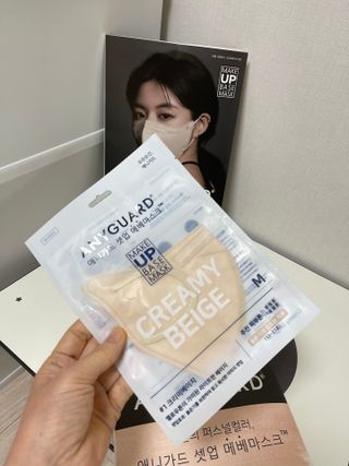 애니가드 셋업메베마스크 (대형 4컬러 + 중형 4컬러) — 5점을 준 리뷰어가 2022년 4월 올린 사용 사진